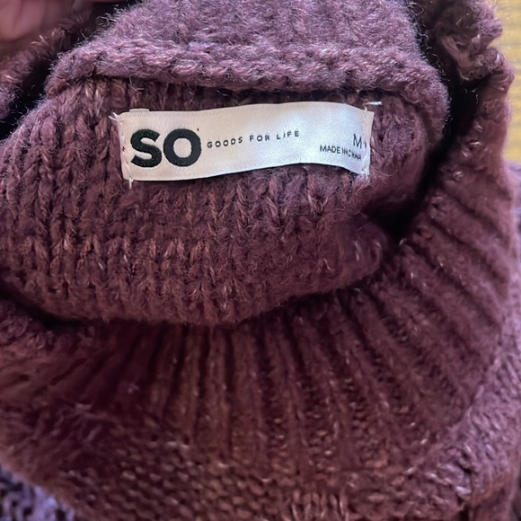 Knit Sweater, maroon, size M, Brand is SO. - Picture 3 of 3